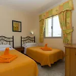 Santa Maria 88 - Two Bed Apartment *